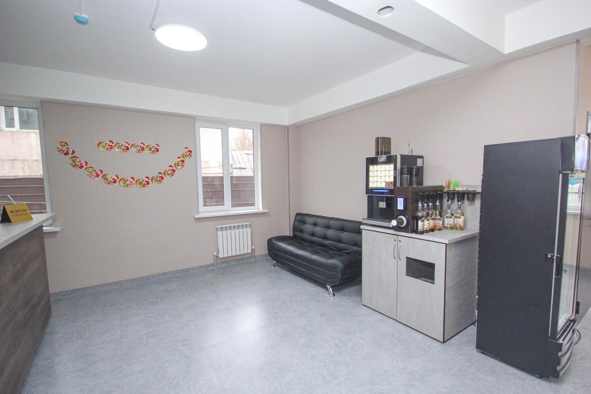 Hotel 33 Almatı Dış mekan fotoğraf