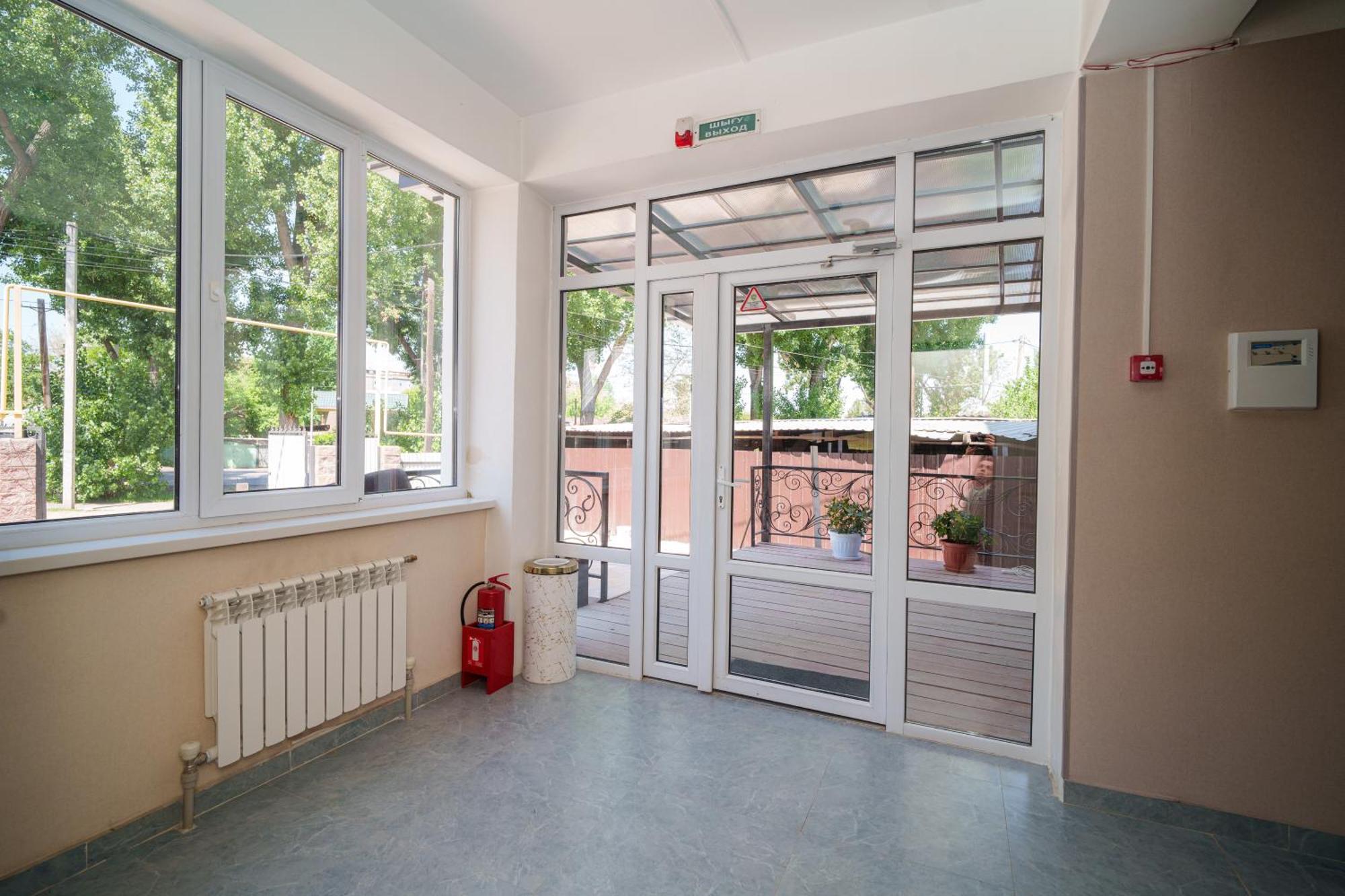 Hotel 33 Almatı Dış mekan fotoğraf